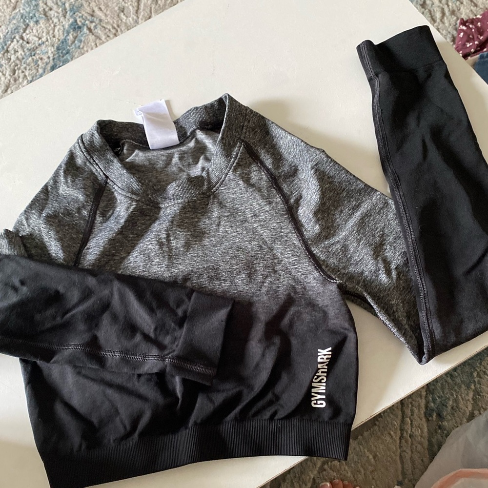 Gymshark top